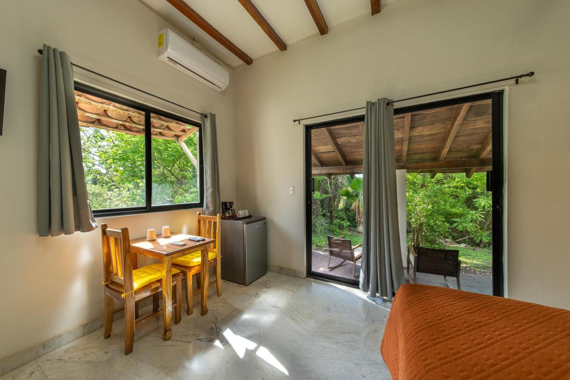 Zenquility Inn & Tavern Pedasi Town Luaran gambar