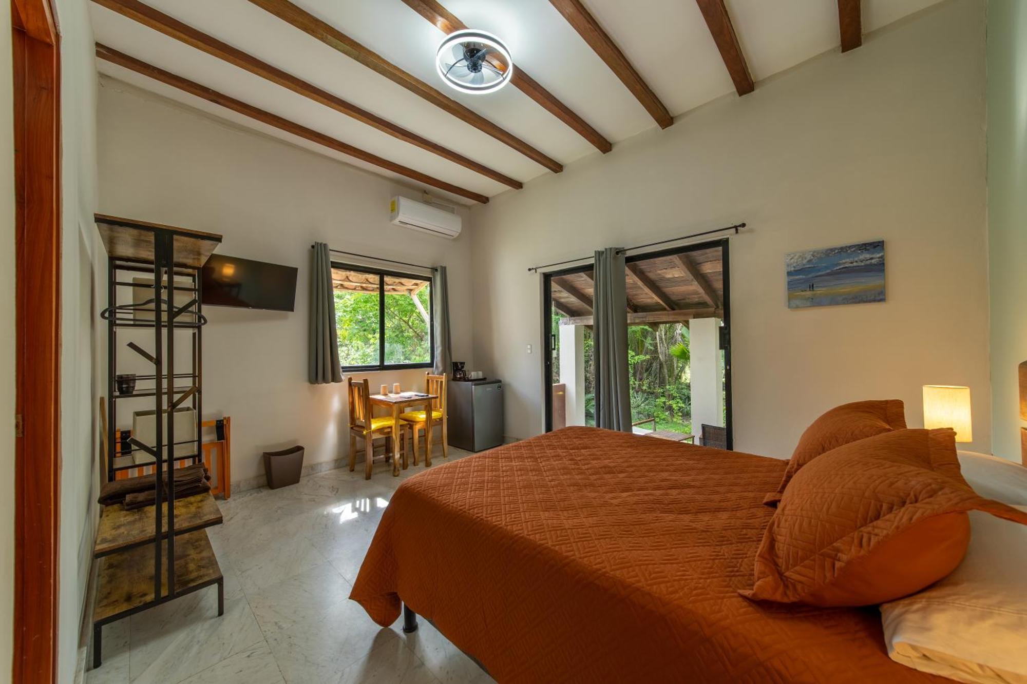 Zenquility Inn & Tavern Pedasi Town Luaran gambar
